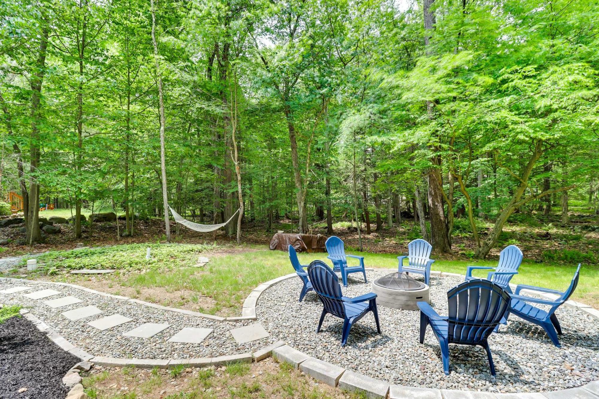 Cozy Gouldsboro Home With Fire Pit In Big Bass Lake! Exterior foto