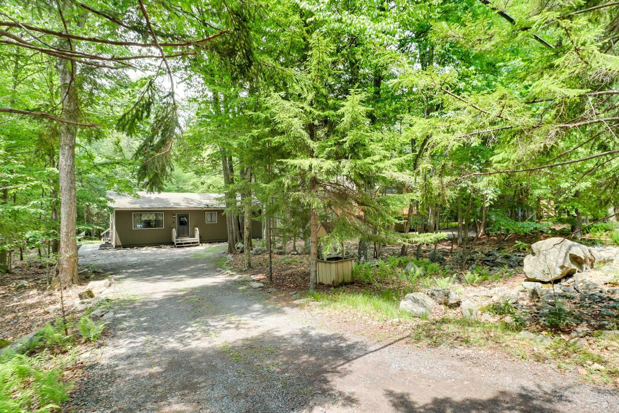 Cozy Gouldsboro Home With Fire Pit In Big Bass Lake! Exterior foto